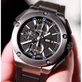 IW386503 インヂュニア ダブルクロノグラフ　チタニウム IWCスーパーコピー腕時計